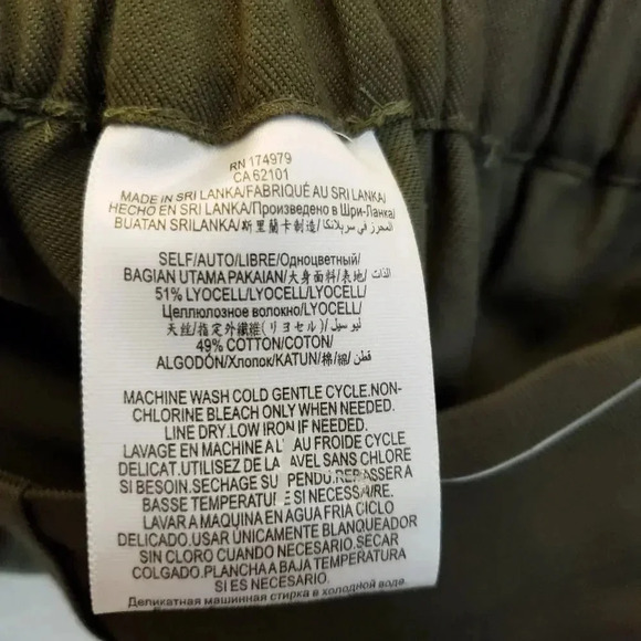 Bcbgeneretion Cropped Utility Pant Olive Green M - Picture 9 of 12